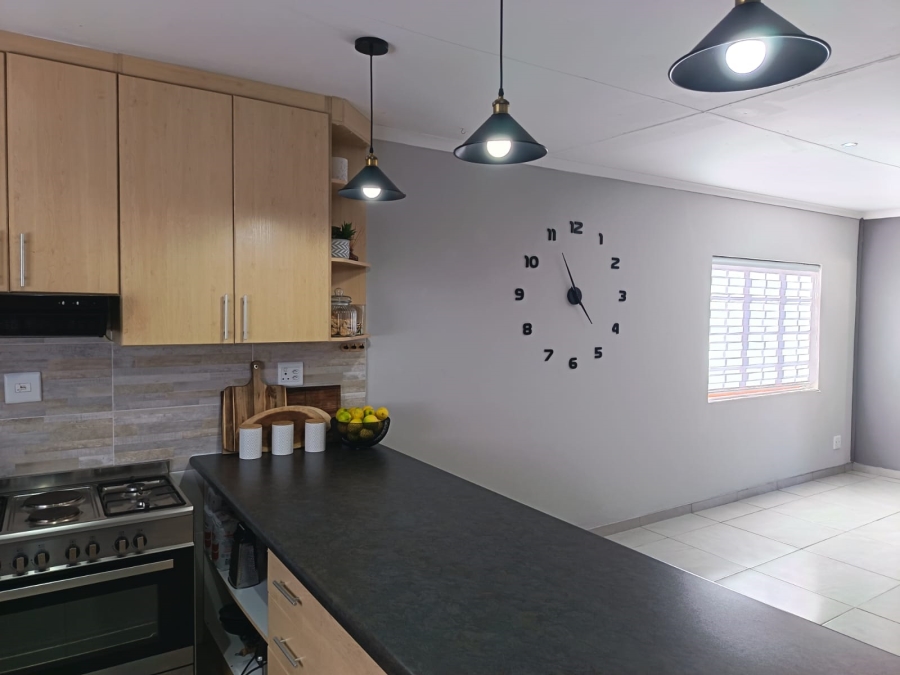 2 Bedroom Property for Sale in Strelitzia Park Eastern Cape